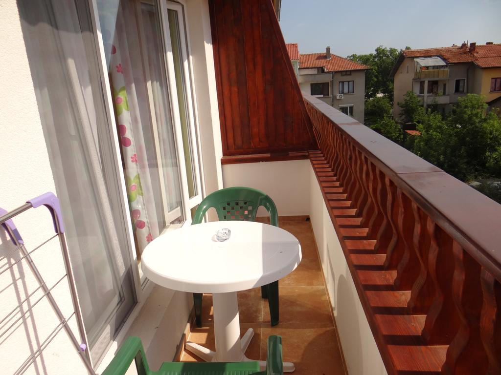 Guest House Rosa كيتن المظهر الخارجي الصورة